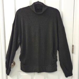 Express Rushed Mockneck Sweater in Charcoal Gray Size L